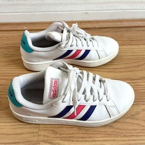 White Adidas Cloudfoam Purple/Pink Stripe Shoes - Size 6